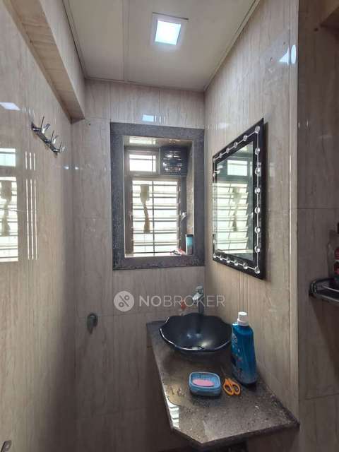 2 BHK Flat In Sindh Seva Samiti Nagar For Sale  In Sion Koliwada