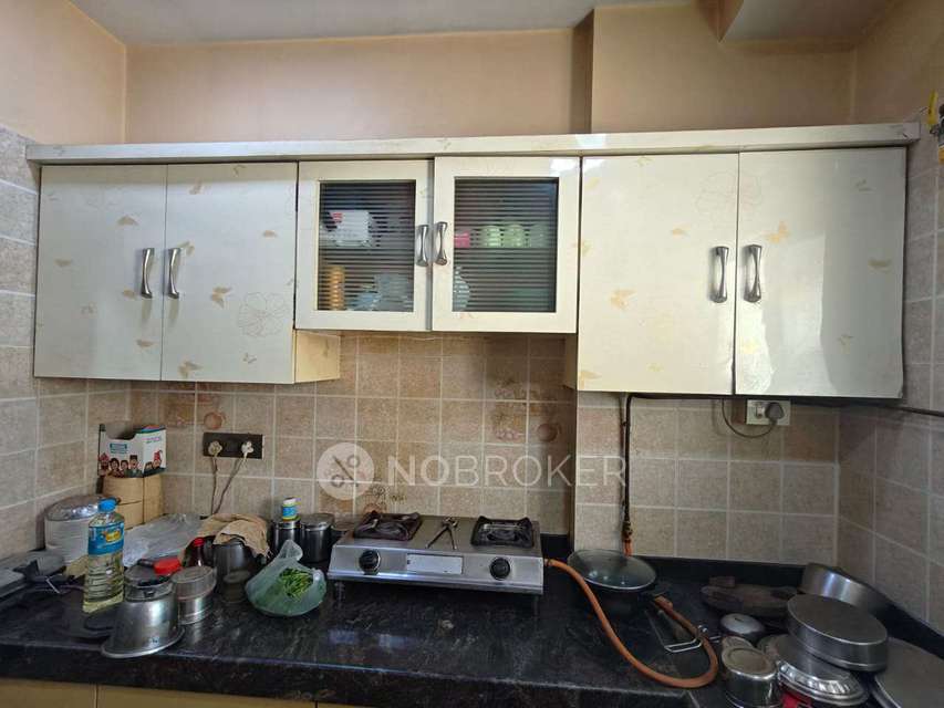 2 BHK Flat In Sindh Seva Samiti Nagar For Sale  In Sion Koliwada