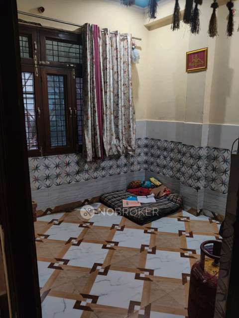 2 BHK House for Rent  In 1232, Subhash Park, Rajeev Nagar, Khora Colony, Sector 62a, Ghaziabad, Noida, Uttar Pradesh 201020, India