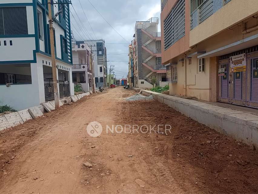 Plot For Sale  In Thotada Guddadhalli Village