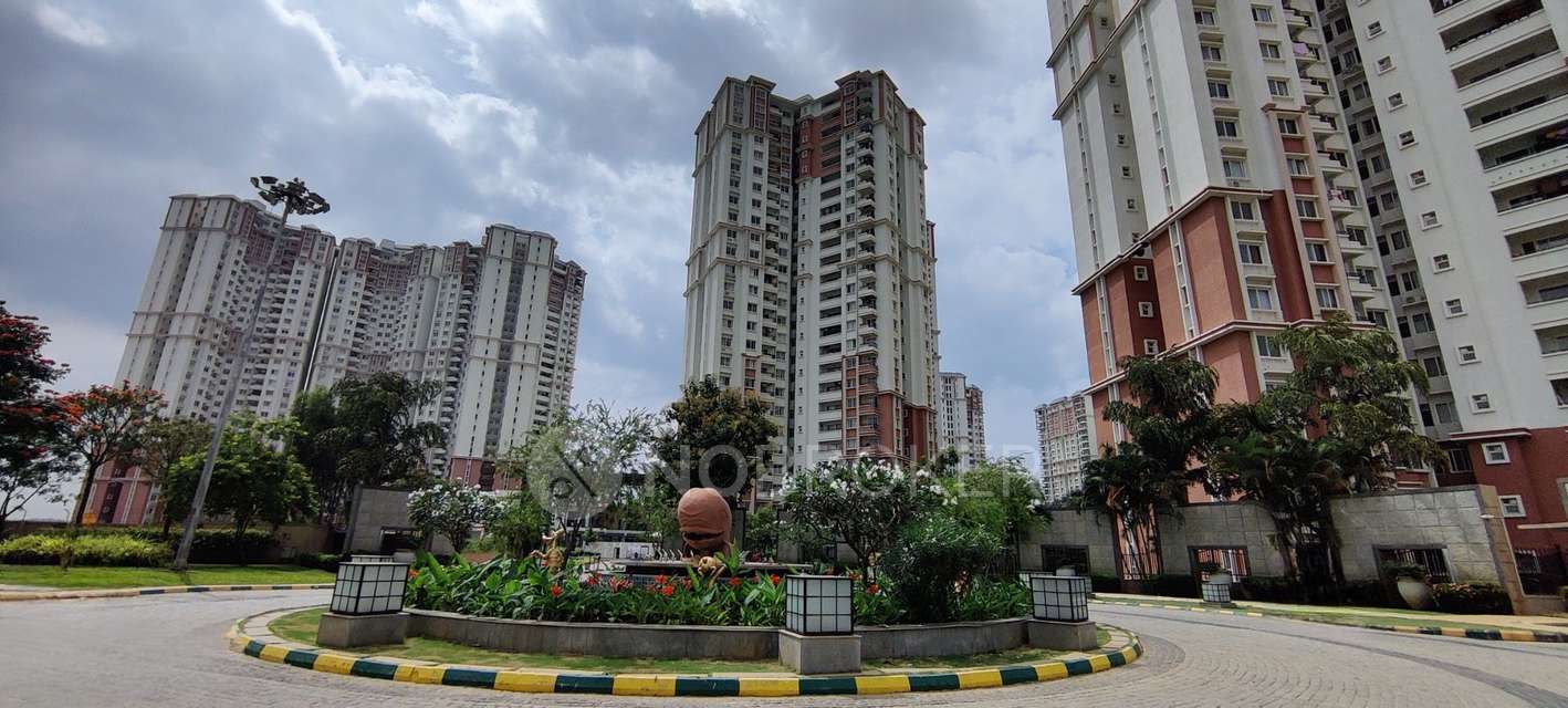 3 BHK Flat In Prestige Lakeside Habitat For Sale  In Varthur