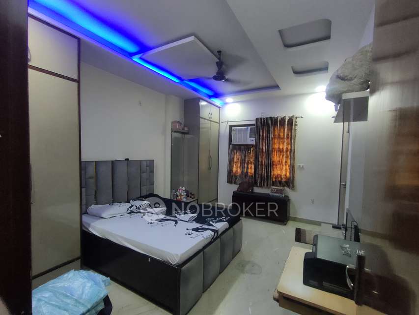 3 BHK Flat In Rwa Sector-22 Pocket 11&11a, Delhi For Sale  In Rohini