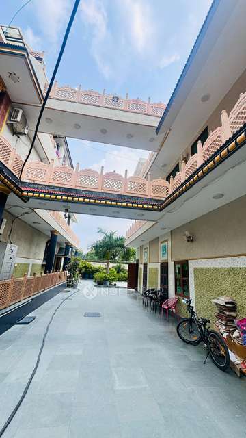 4+ BHK House For Sale  In Palam Vihar Extension