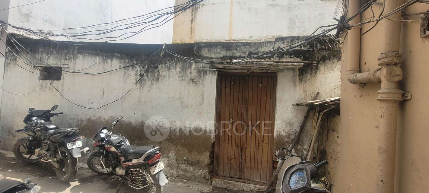 4+ BHK House For Sale  In Chelapura