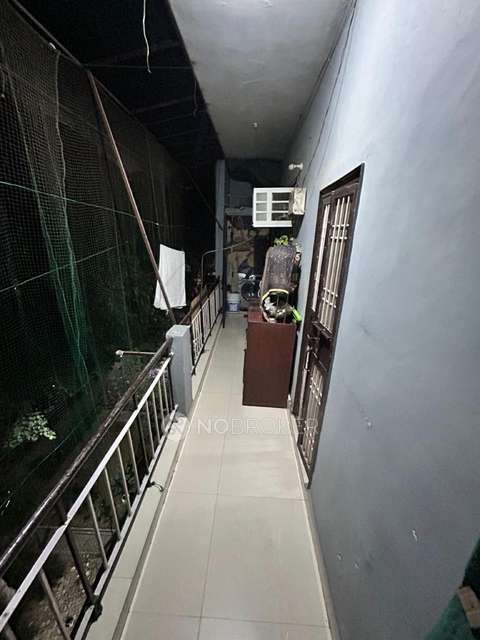 3 BHK Flat In Ek Jot Apartment For Sale  In Pitam Pura