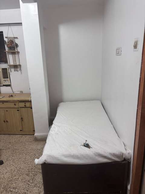 PG for Boys in Mira Road East