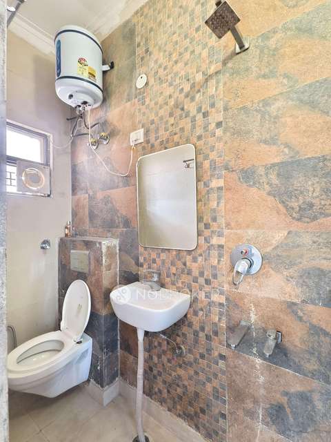 3 BHK Flat In Shreeja Apartments For Sale  In Sector 105