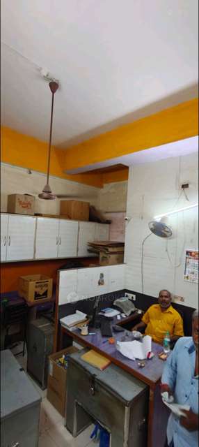 Shop in Goregaon, Mumbai for sale 