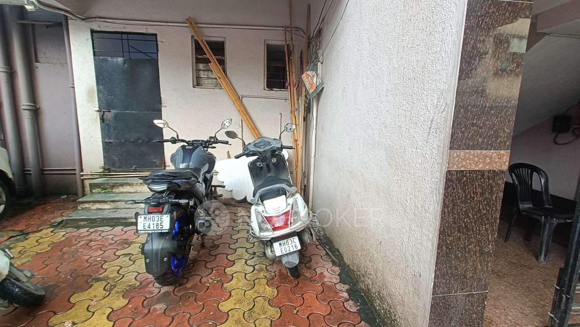 3 BHK Flat In Shiv Shakti Apartment  For Sale  In Mulund West