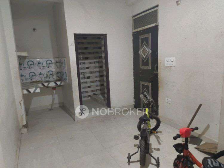 1 RK House for Rent  In Jc73+hj8, Bahlolpur, Noida, Uttar Pradesh 201309, India