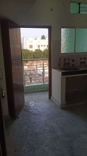 3 BHK Flat In Al Madina Tower, Bandlaguda, Chandrayangutta For Sale  In Chandrayangutta