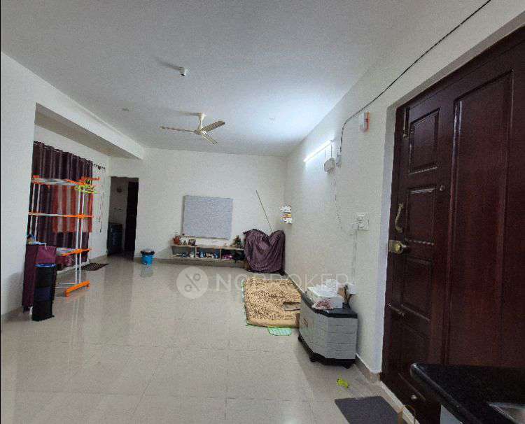 Single Room for Female In 2 BHK  In Sanaa Legacy By Royal Venture, Kagdaspura 4th C Cross In Sanaa Legacy By Royal Ventures