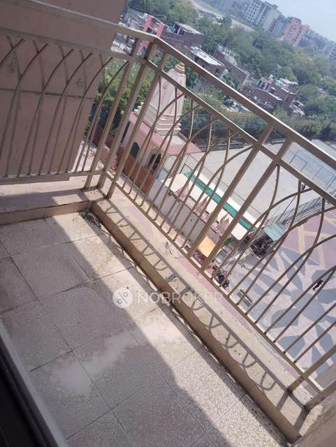 3 BHK Flat In Mahagun Mywoods For Sale  In Greater Noida