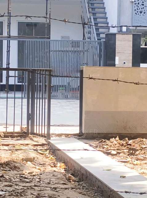 Shop in Sector 46, Gurgaon for Rent 