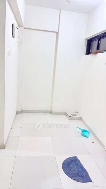 1 BHK House For Sale  In Chinchpokli,