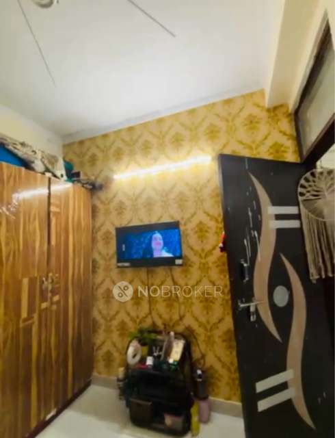 1 BHK Flat In Limra Sunshine for Lease  In Sector 73