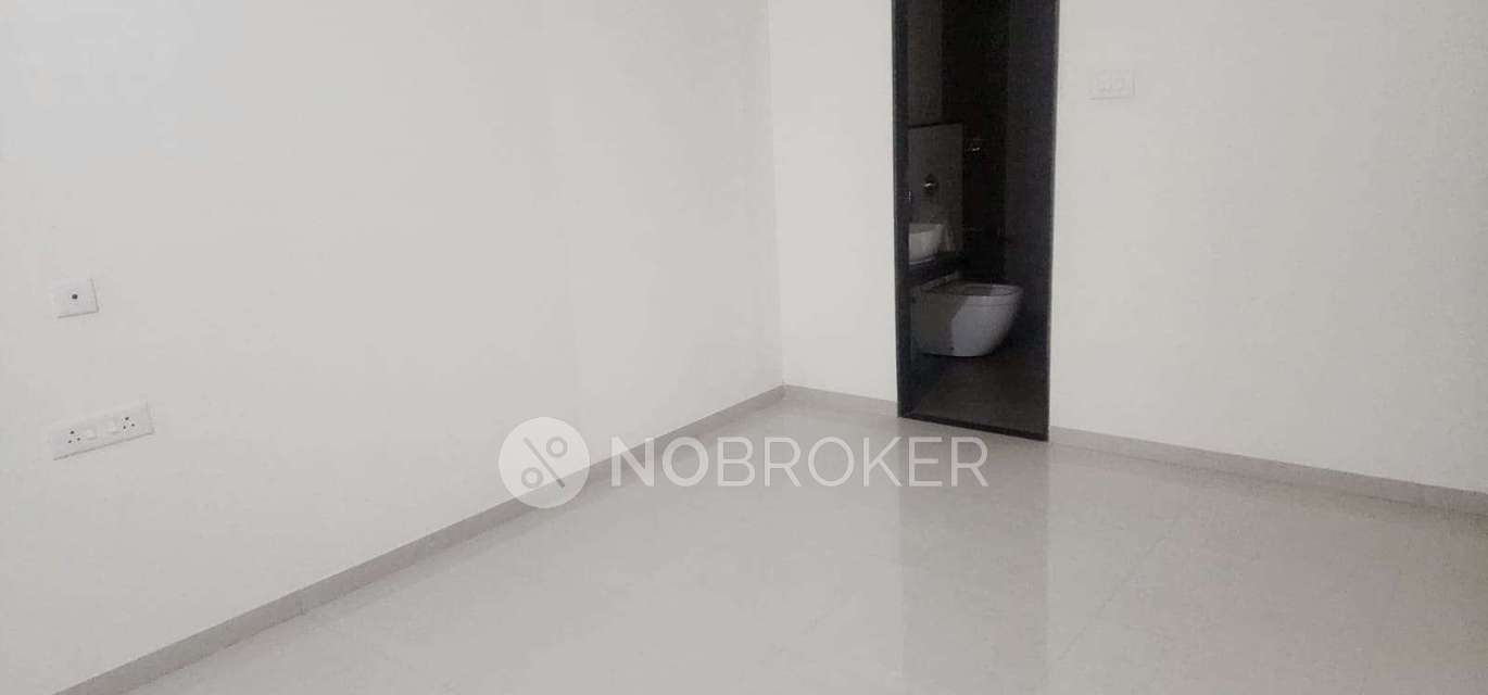 2 BHK Flat In Raheja Sterling, Nibm For Sale  In Nibm