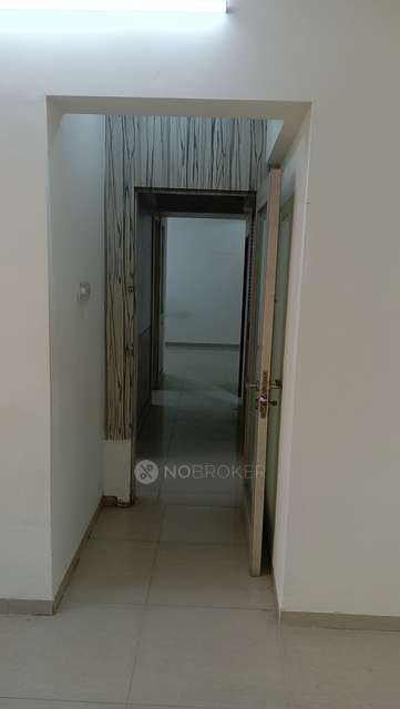 2 BHK Flat In Mahavir Trinket For Sale  In Bhandup West