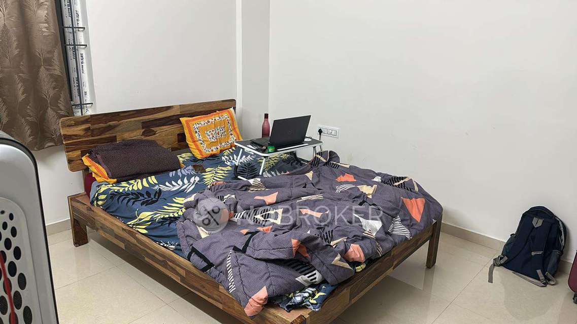 2 BHK Flat In Shashvata Pride Apartment For Sale  In K R Puram