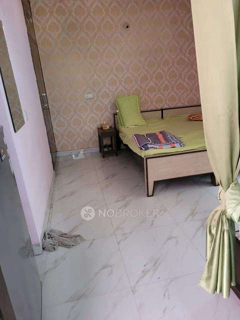 1 BHK Flat for Rent  In Sector 46