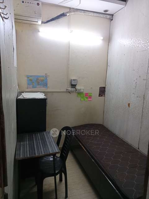 PG for Boys in Mukherjee Nagar