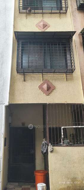 1 RK Flat In More Niwas for Rent  In Gokhalenagar