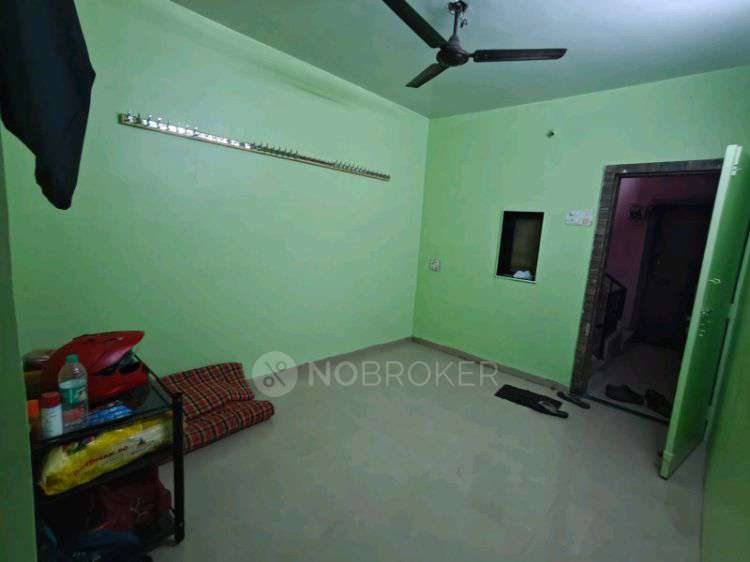 1 RK Flat In More Niwas for Rent  In Gokhalenagar