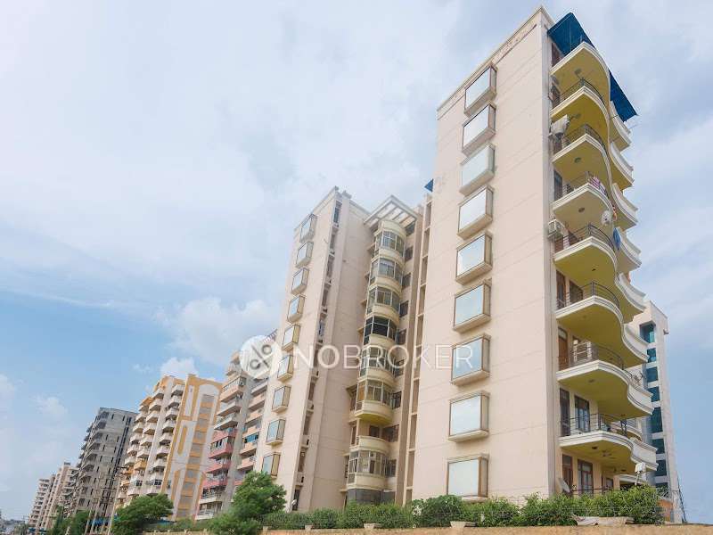 2 BHK Flat In Giridhar Angan For Sale  In Sector 43