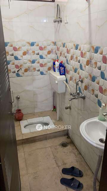 2 BHK Flat In Ashiana Apartment For Sale  In Gaur City 2