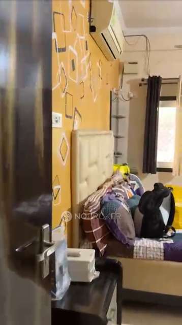 3 BHK Flat In Surabhi Court For Sale  In Himayatnagar