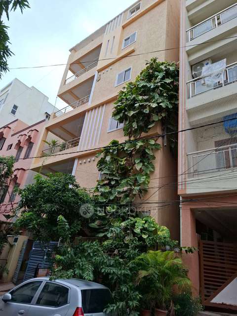 4+ BHK Flat For Sale  In  Shaikpet
