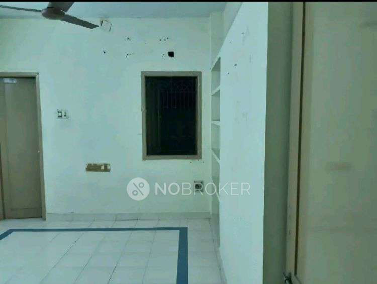 2 BHK House for Rent  In Mogappair Eri Scheme, Mogappair East
