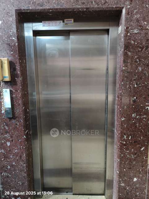 2 BHK Flat In Laxmi Villa For Sale  In Goregaon West