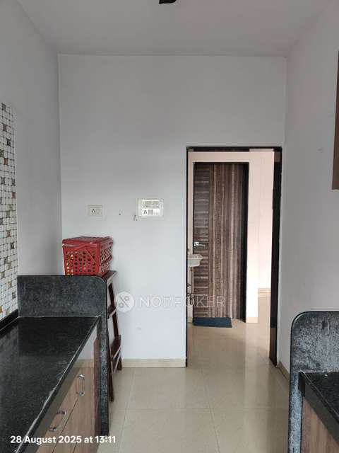2 BHK Flat In Laxmi Villa For Sale  In Goregaon West