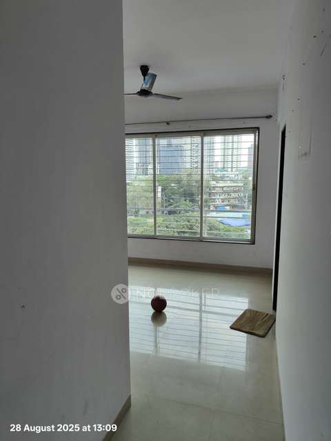 2 BHK Flat In Laxmi Villa For Sale  In Goregaon West
