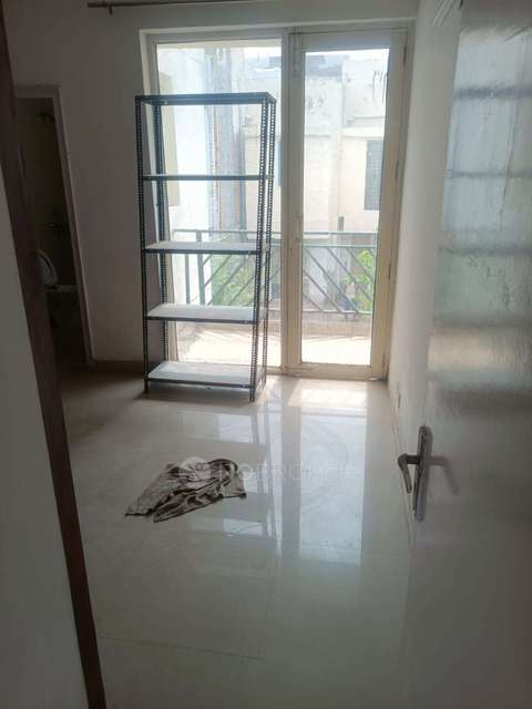 3 BHK Flat In Puri Vip Floors For Sale  In Sector 81