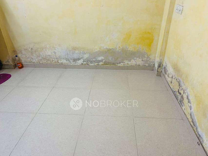 Shared Room for Female In 1 RK  In Katraj