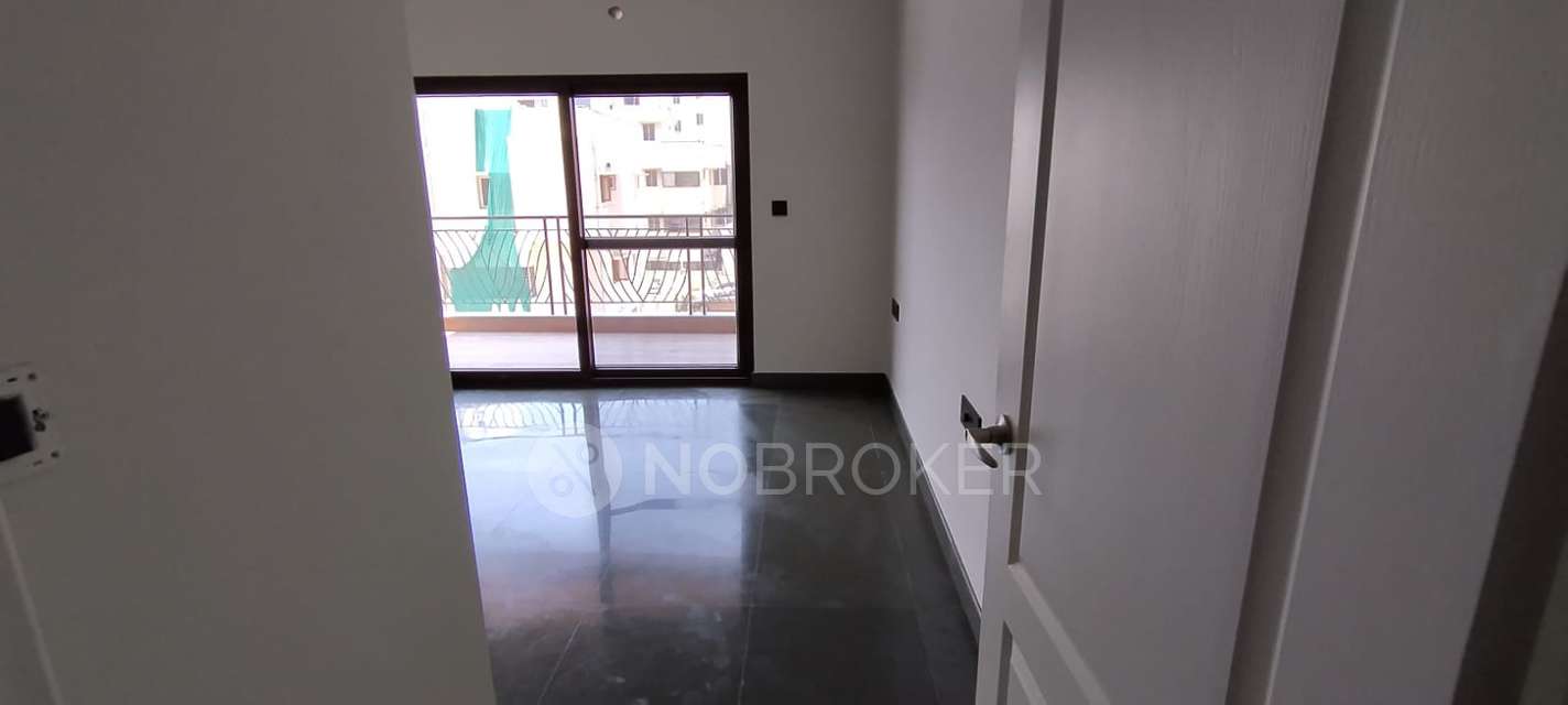 3 BHK Flat In Prime One Centreo For Sale  In Vajarahalli Metro Station