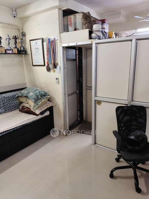 1 RK Flat In Sahyog Chs For Sale  In Sriram Tekdi Rd