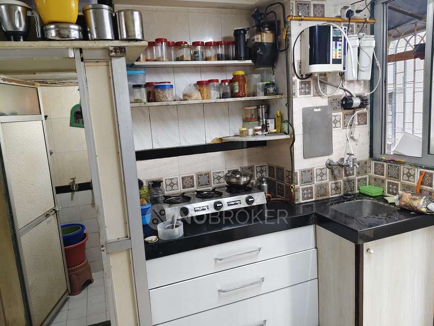 1 RK Flat In Sahyog Chs For Sale  In Sriram Tekdi Rd