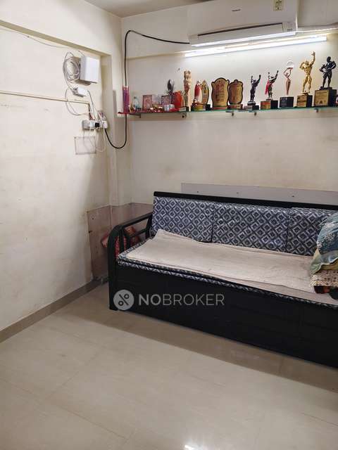 1 RK Flat In Sahyog Chs For Sale  In Sriram Tekdi Rd