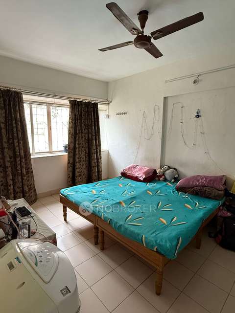 Single Room for Female In 2 BHK  In Dharmamsarteja  In Yerawada