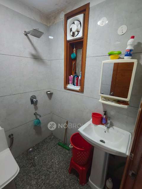 3 BHK Flat In Kesari Nandan Apartment For Sale  In Shop No. 2, 705-b, W, No. 6, Ward No 6, Kalka Dass, Mehrauli, New Delhi, Delhi 110030, India