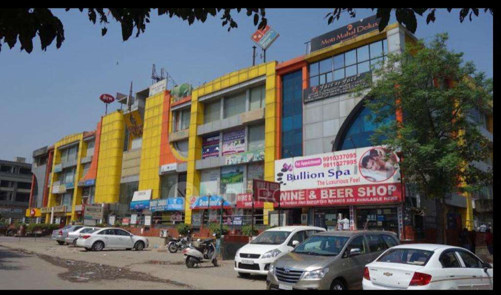 Shop in Jasola, Delhi for sale 