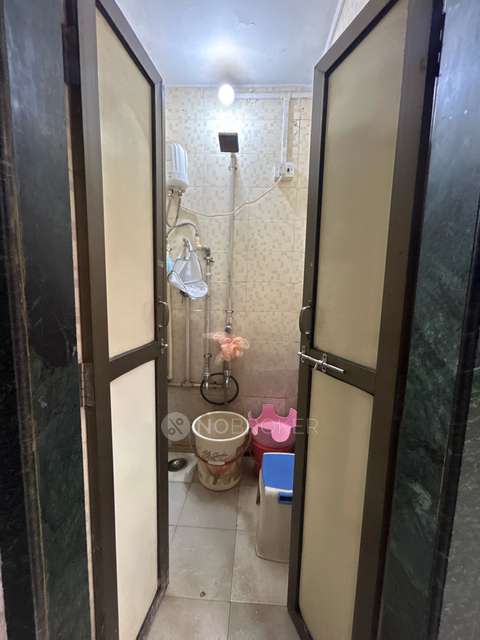 1 BHK Flat In Nisarg Chs Parel For Sale  In Parel