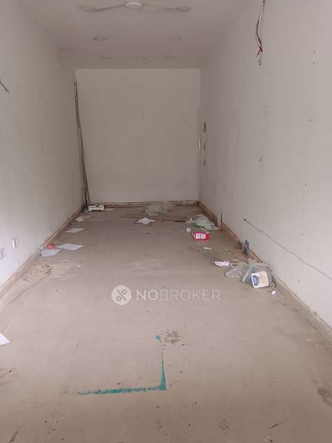 Shop in Badshahpur, Sector 66, Gurgaon for Rent 