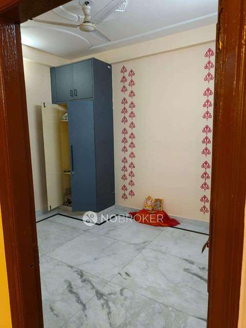 3 BHK Flat In Standalone Builing For Sale  In Indirapuram