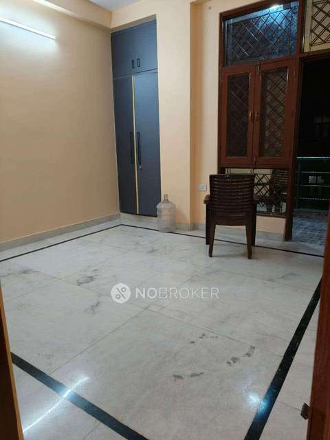 3 BHK Flat In Standalone Builing For Sale  In Indirapuram