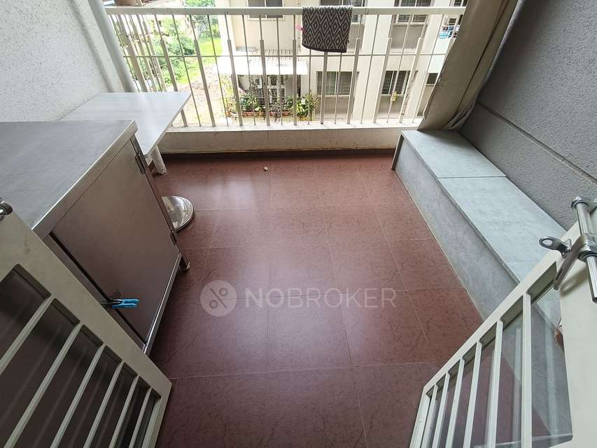 2 BHK Flat In Shraddha Spaces In Twin Tower For Sale  In Wakad