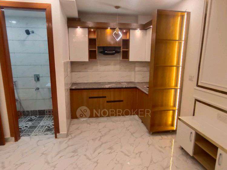 2 BHK House for Rent  In Sri Chand Park, Matiala